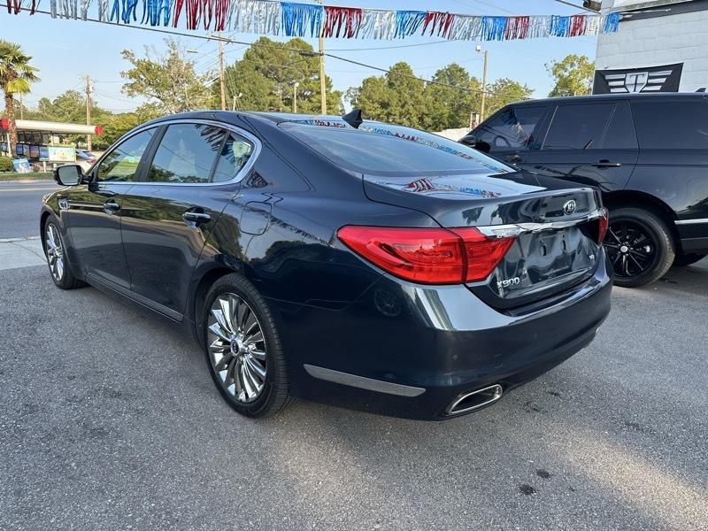 Kia K900 V8 2015