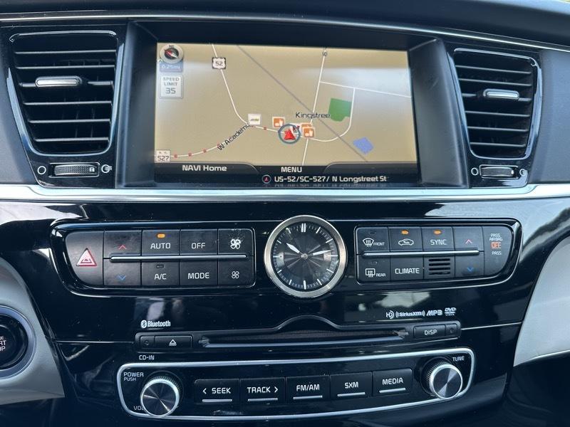 Kia K900 V8 2015