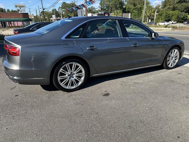 Audi A8 3.0T quattro 2015