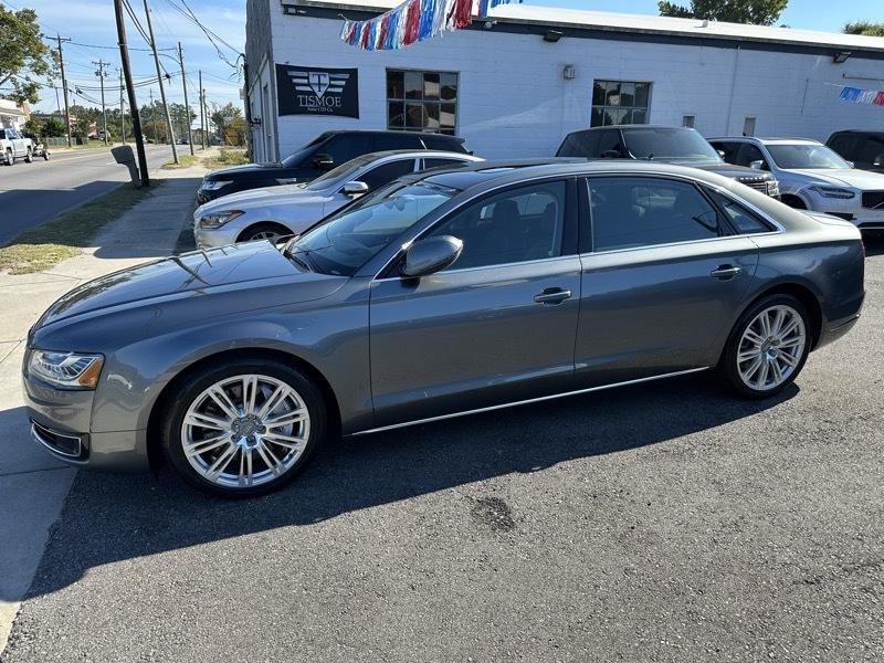 Audi A8 3.0T quattro 2015