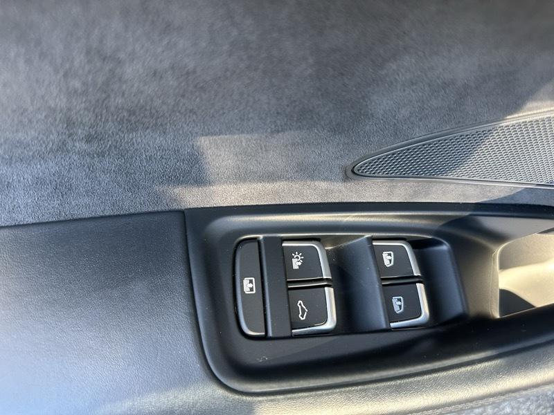 Audi A8 3.0T quattro 2015
