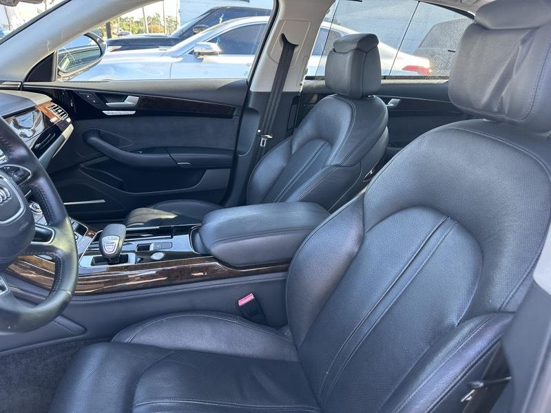 Audi A8 3.0T quattro 2015