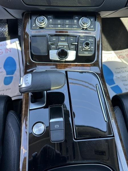 Audi A8 3.0T quattro 2015