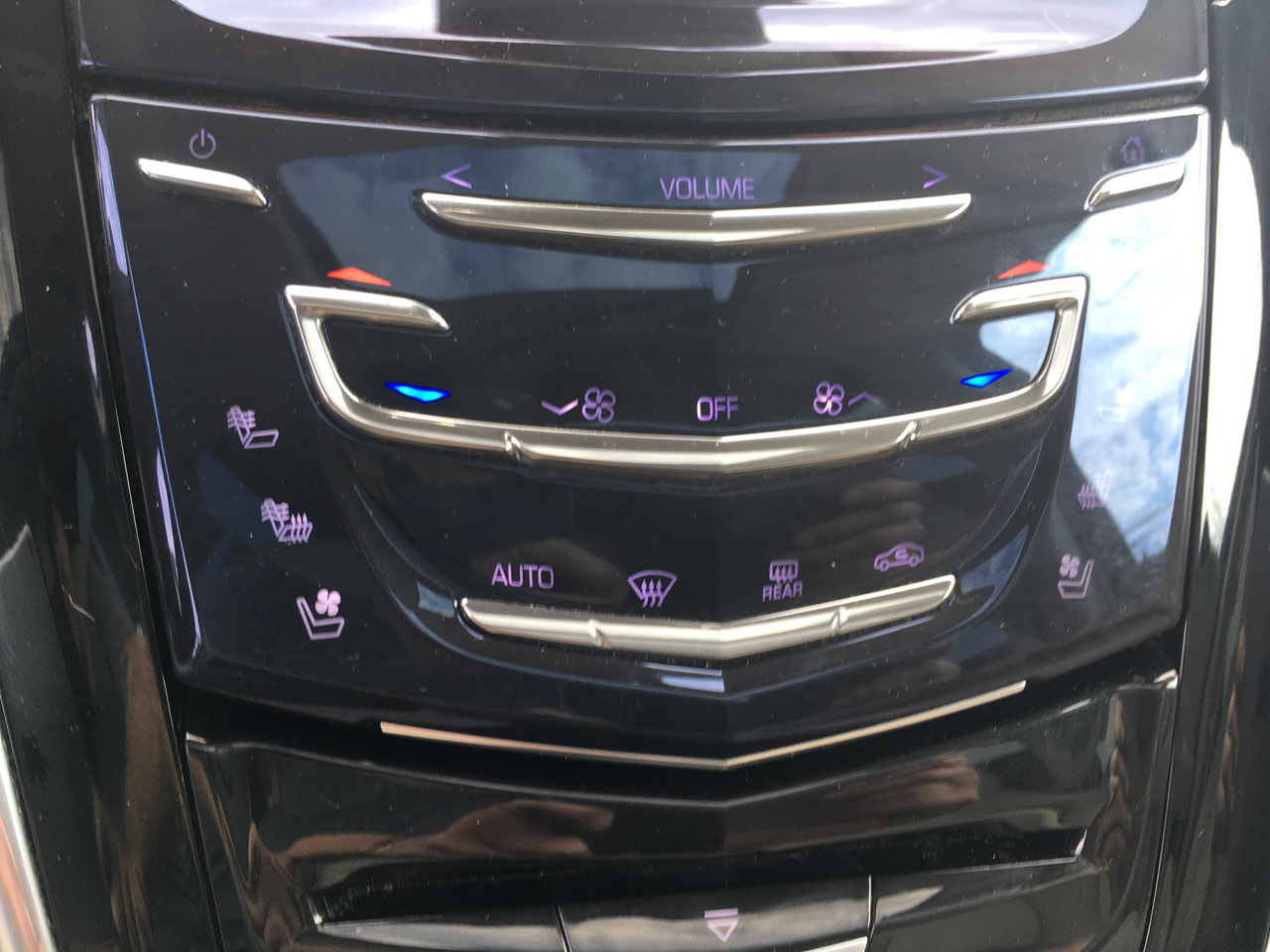 Cadillac Escalade Premium 4WD 2015 Cadillac Escalade Premium 4WD 2015