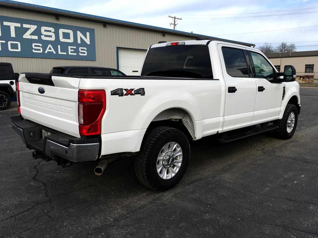 Ford F-250 SD XLT Crew Cab 4WD 2022