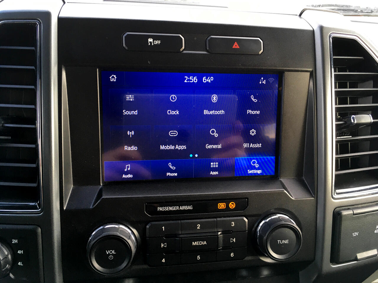 Ford F-250 SD XLT Crew Cab 4WD 2022