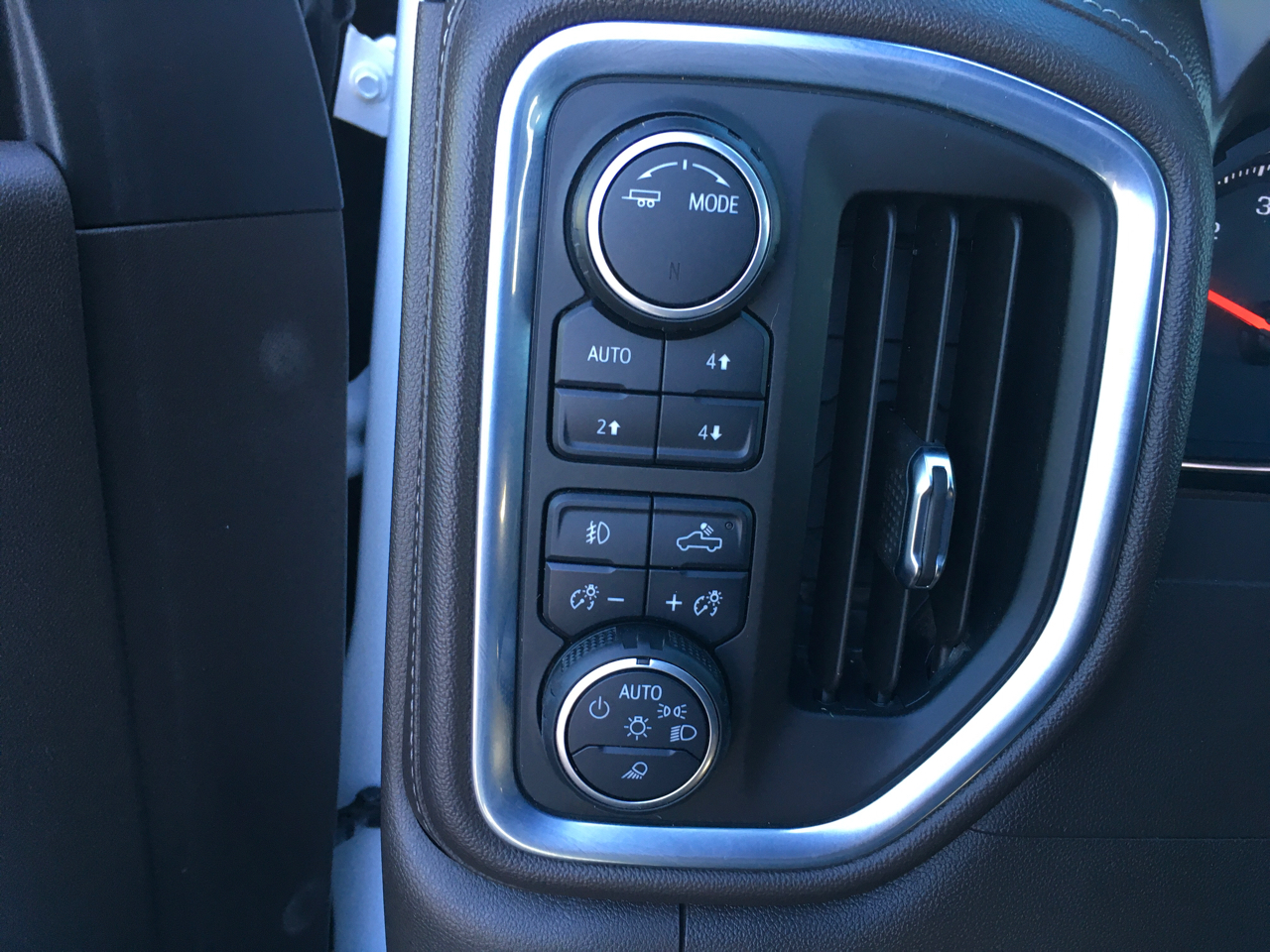 Chevrolet Silverado 1500 LTZ Crew Cab 4WD 2021