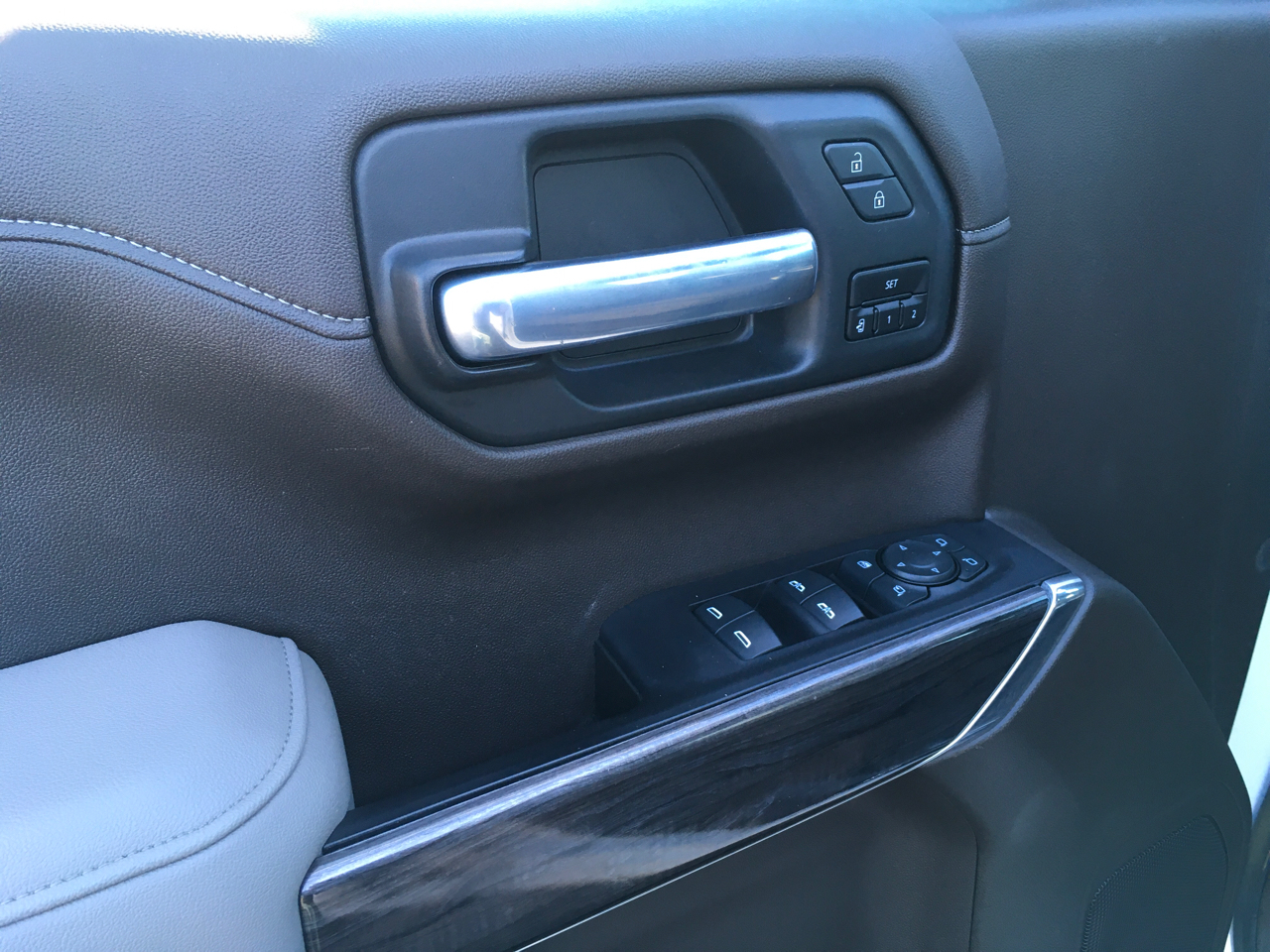 Chevrolet Silverado 1500 LTZ Crew Cab 4WD 2021