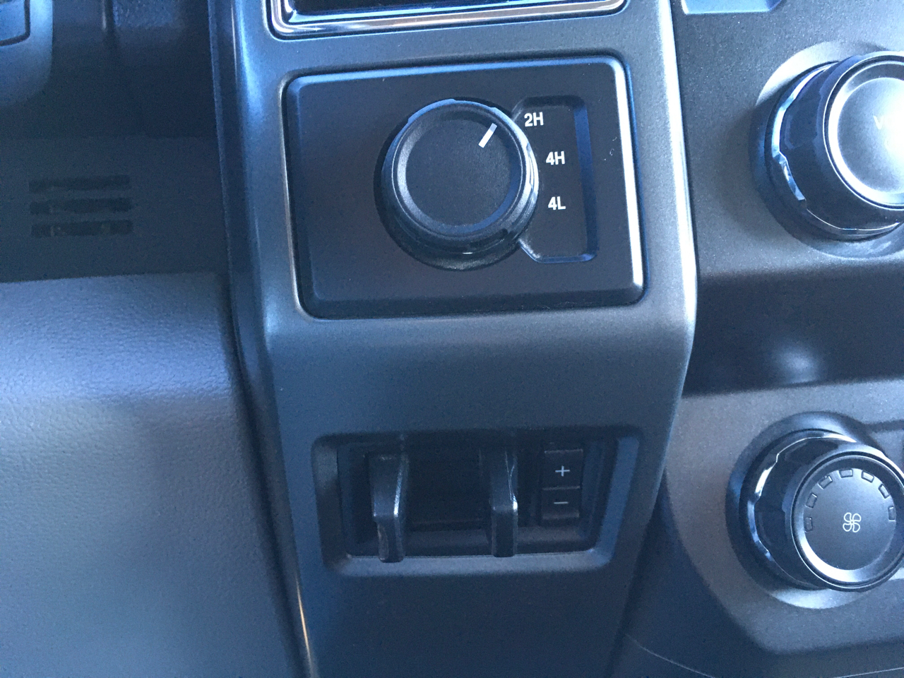 Ford F-250 SD XLT Crew Cab 4WD 2021