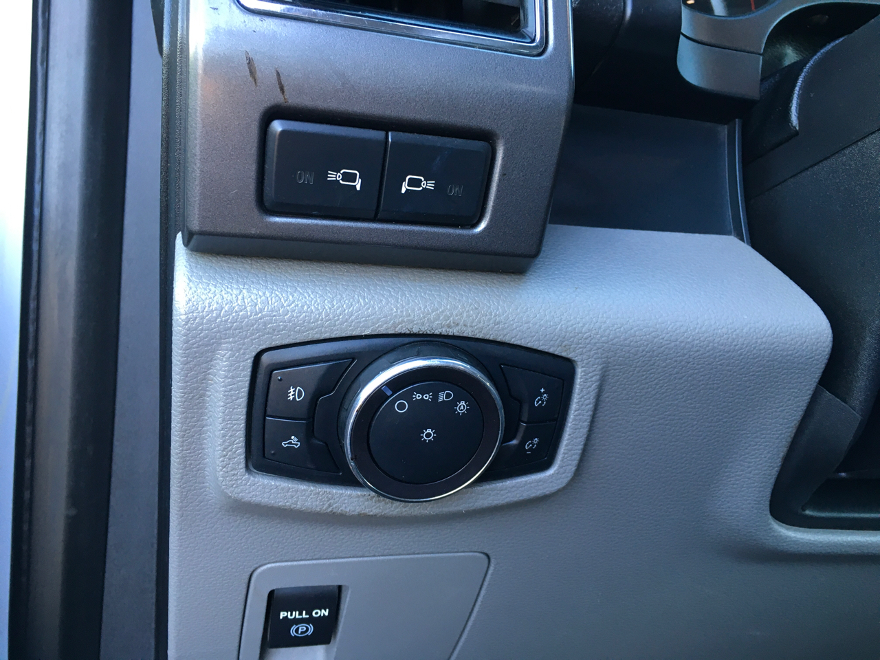 Ford F-150 XLT SuperCrew 5.5-ft. Bed 4WD 2018