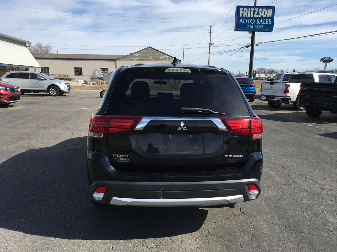 Mitsubishi Outlander ES 2WD 2018