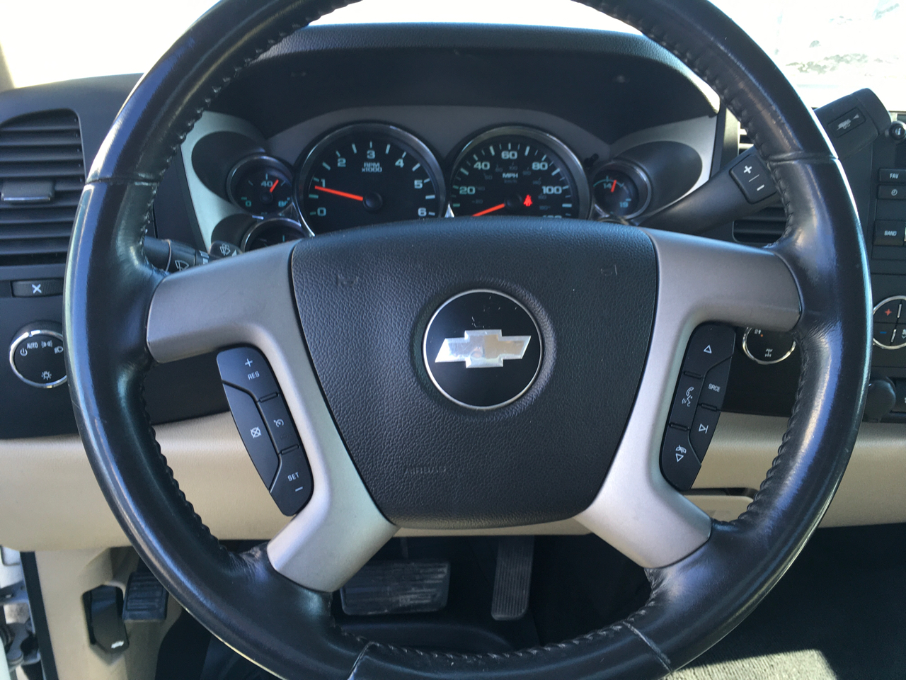 Chevrolet Silverado 1500 LT Ext. Cab 4WD 2011