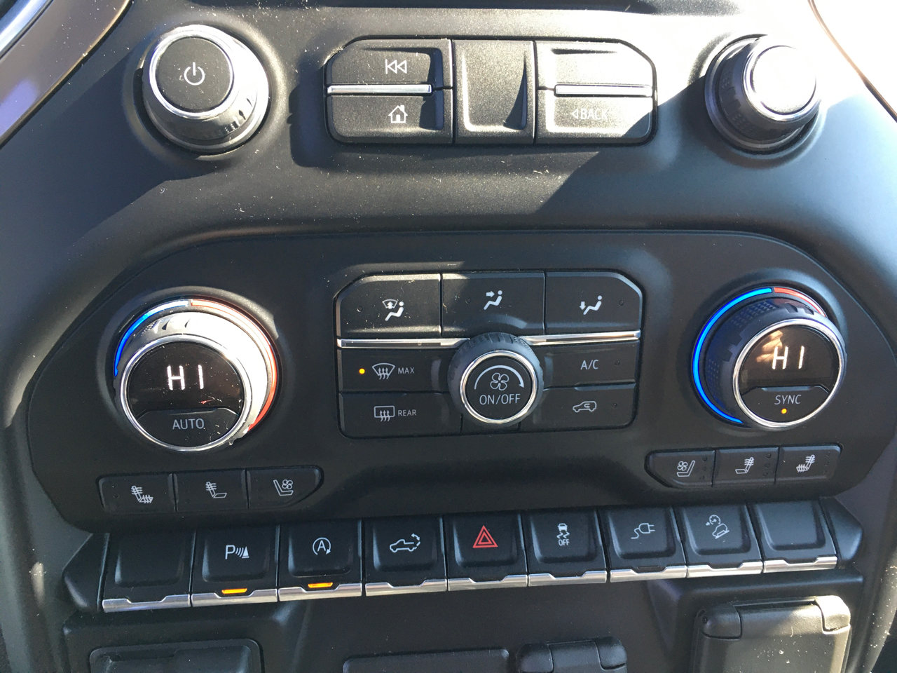 Chevrolet Silverado 1500 High Country Crew Cab 4WD 2019