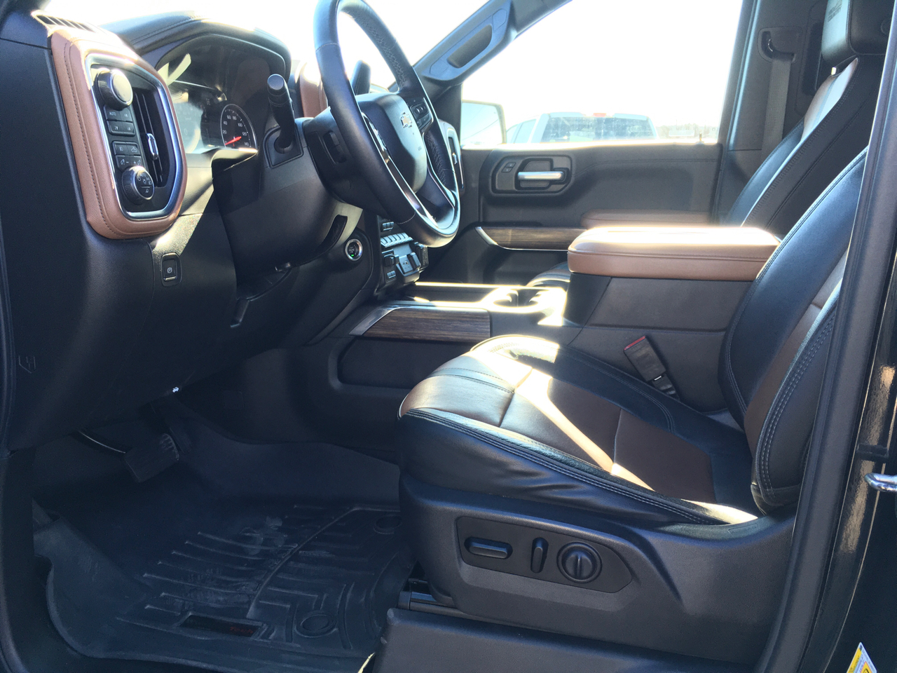 Chevrolet Silverado 1500 High Country Crew Cab 4WD 2019