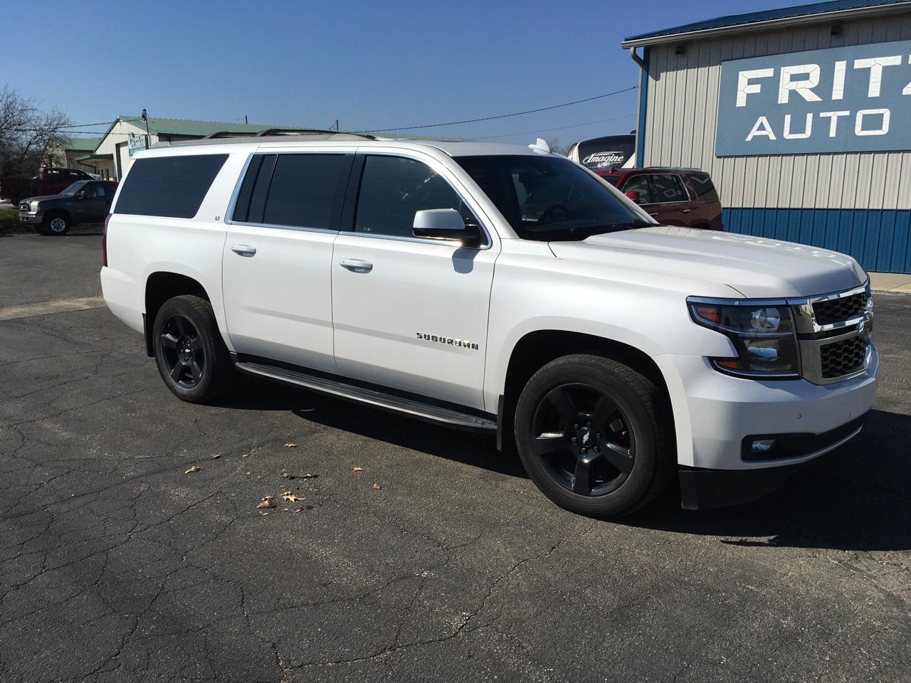 Chevrolet Suburban LT 4WD 2017