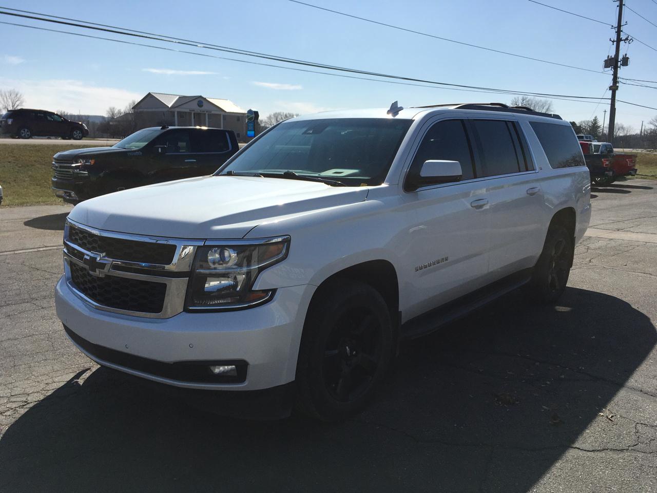 Chevrolet Suburban LT 4WD 2017
