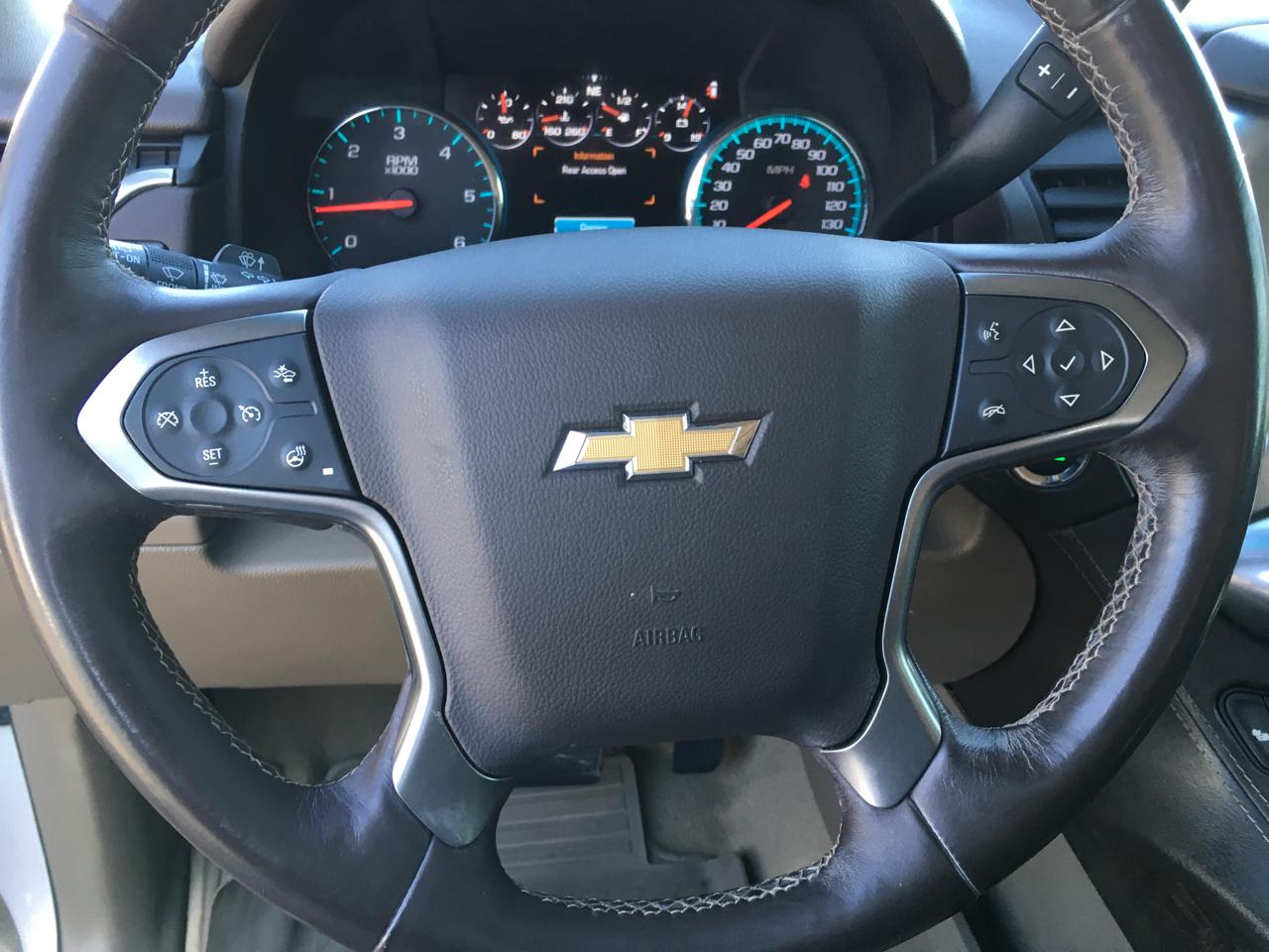 Chevrolet Suburban LT 4WD 2017