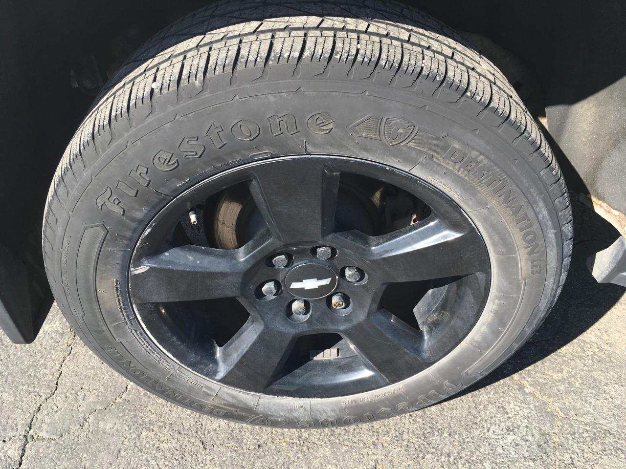 Chevrolet Suburban LT 4WD 2017