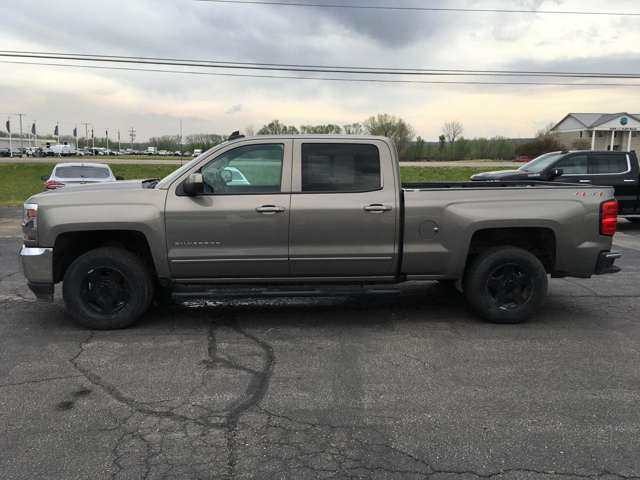Chevrolet Silverado 1500 LT Crew Cab 4WD 2017