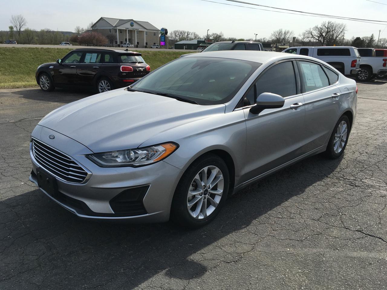 Ford Fusion SE 2020