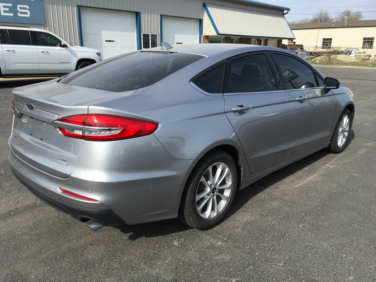 Ford Fusion SE 2020