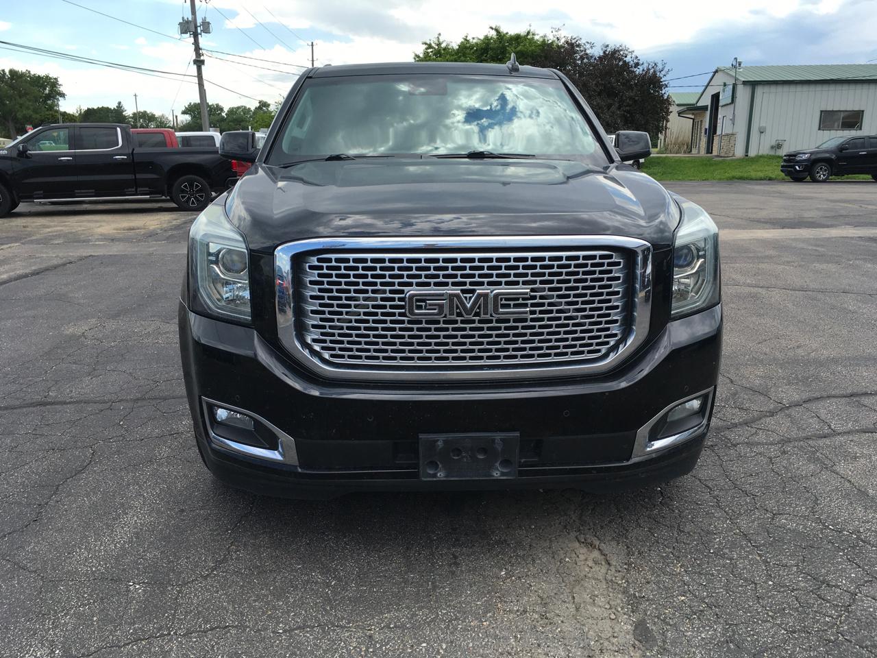 GMC Yukon SLT 4WD 2016