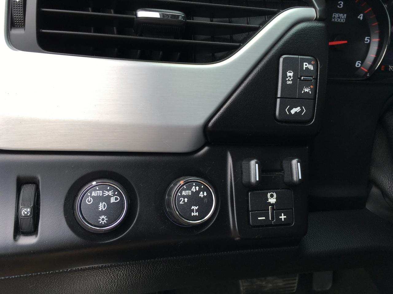 GMC Yukon SLT 4WD 2016