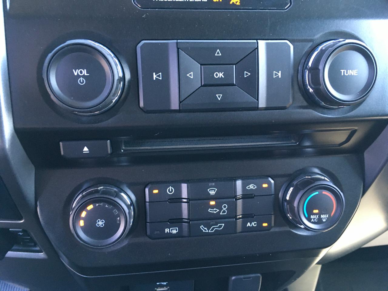 Ford F-150 XLT SuperCrew 5.5-ft. Bed 4WD 2016