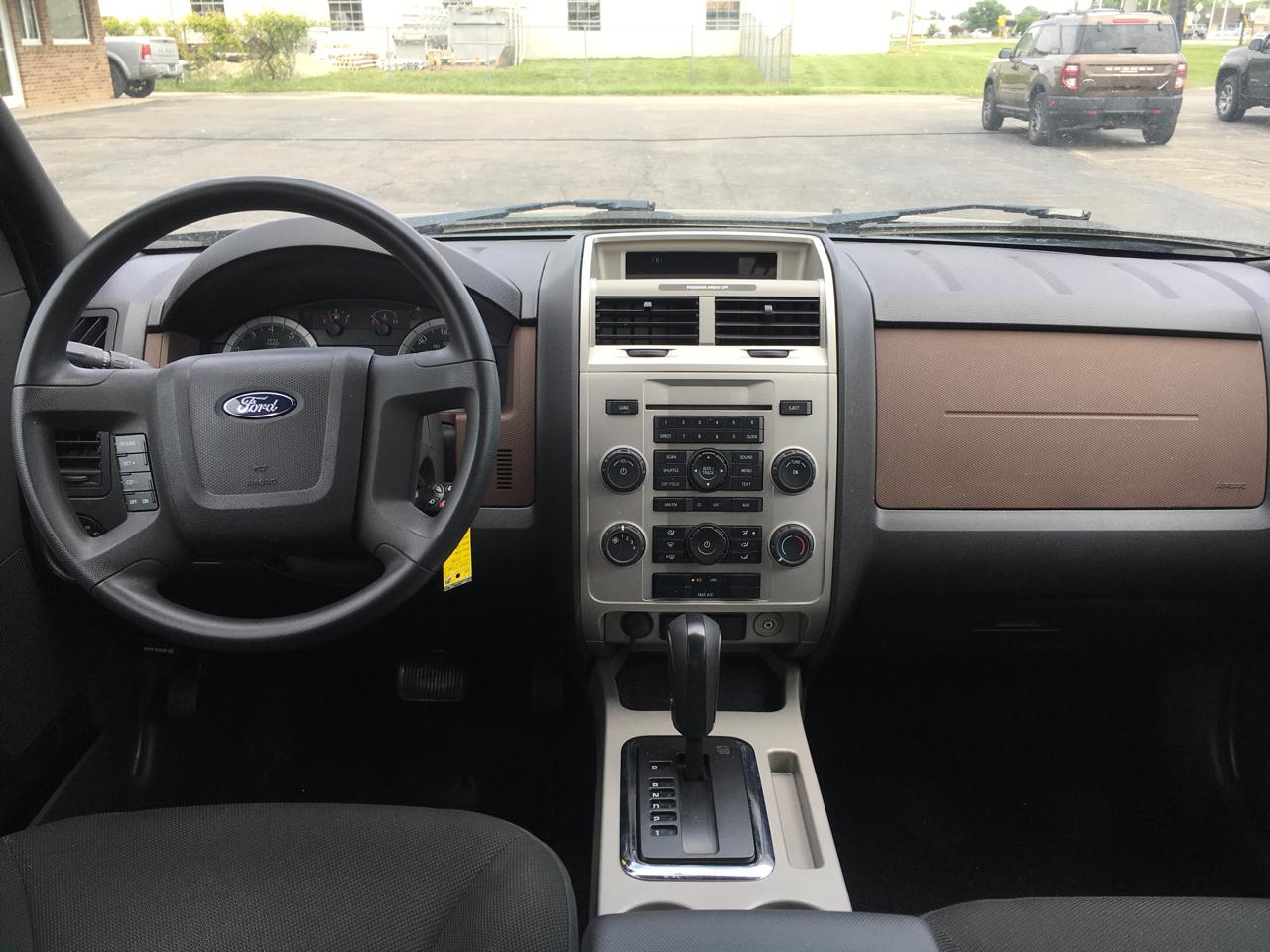 Ford Escape XLT 2WD V6 2008