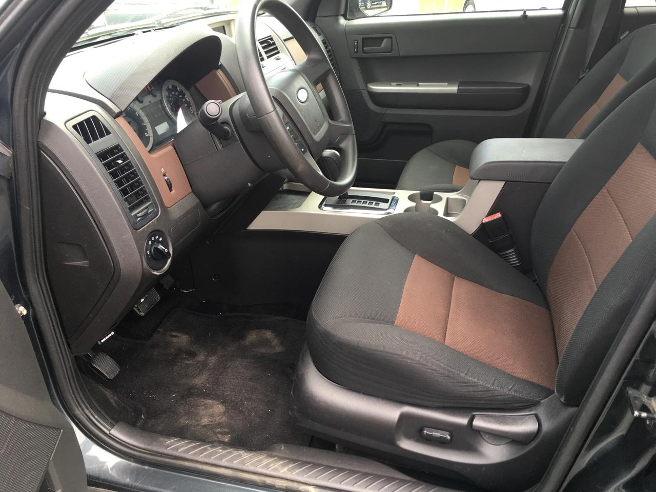 Ford Escape XLT 2WD V6 2008