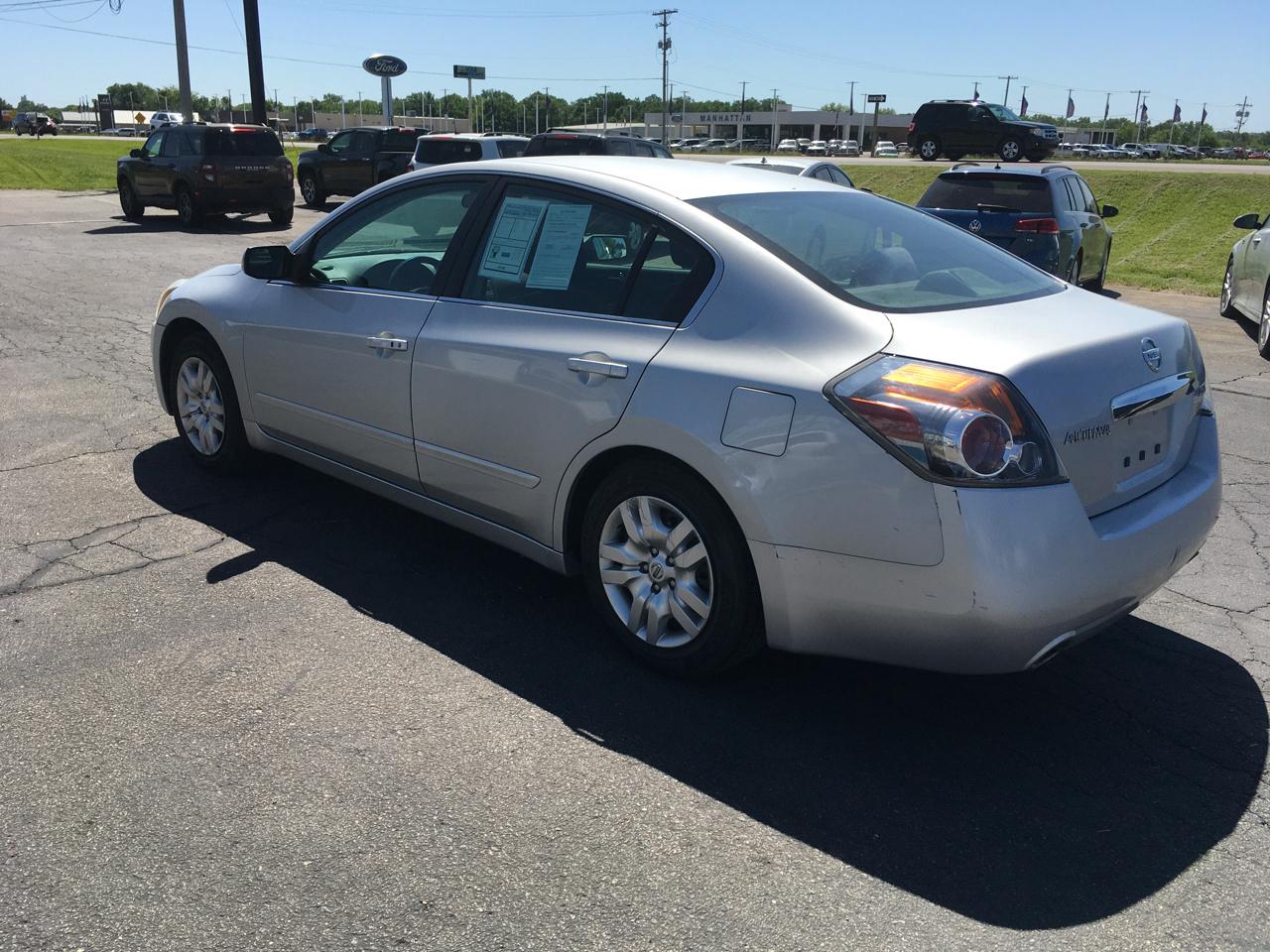 Nissan Altima 2.5 S 2011