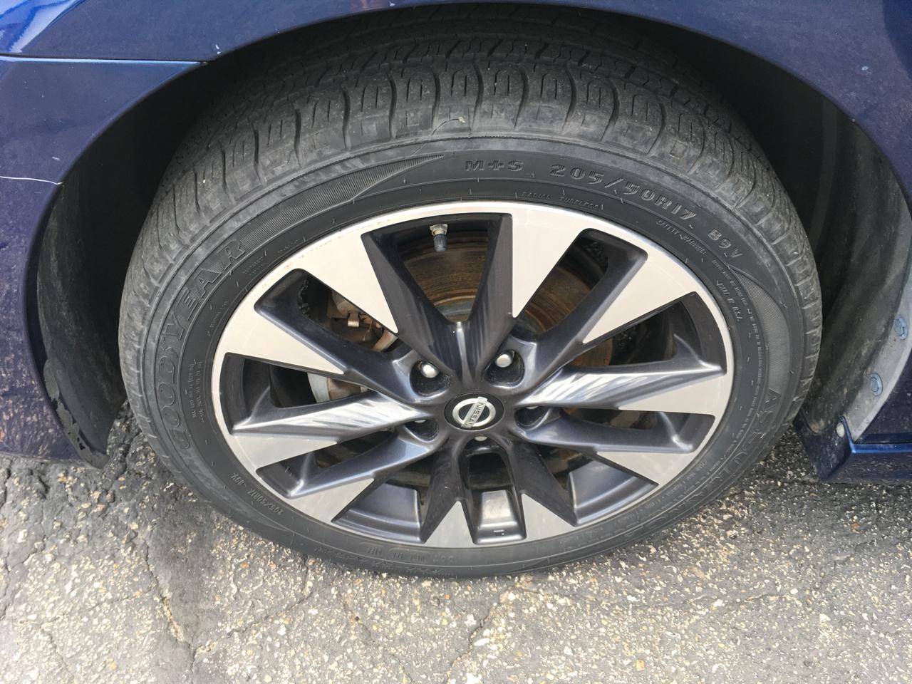 Nissan Sentra SR 2016