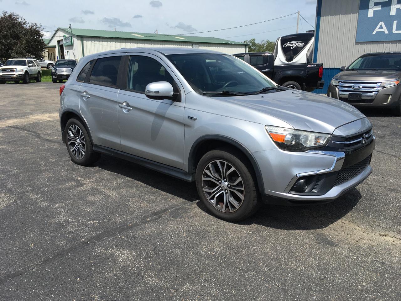Mitsubishi Outlander Sport  2019