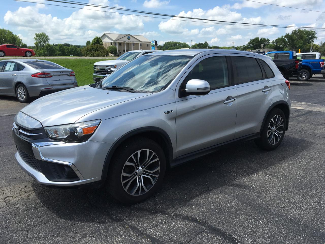 Mitsubishi Outlander Sport  2019