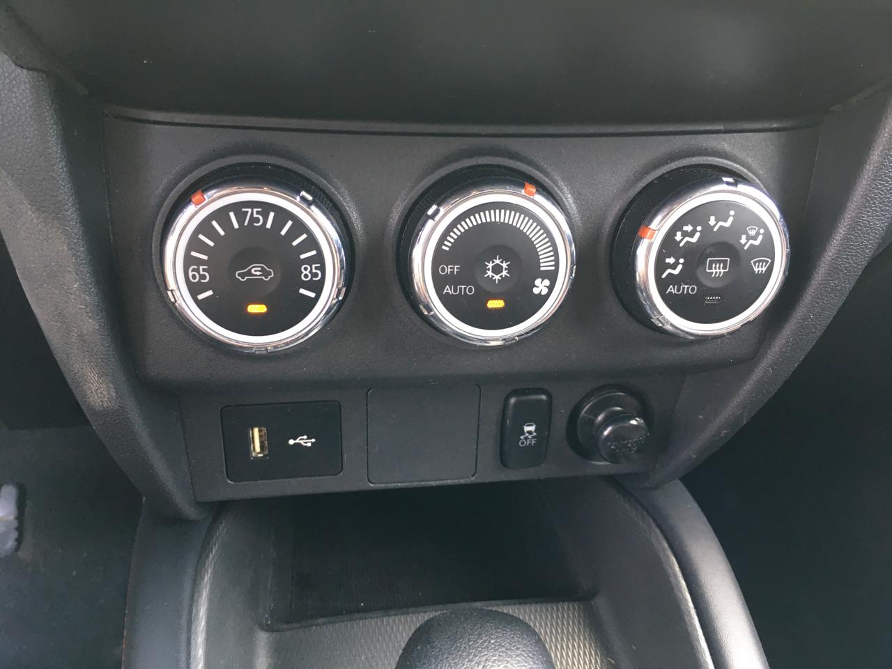 Mitsubishi Outlander Sport  2019