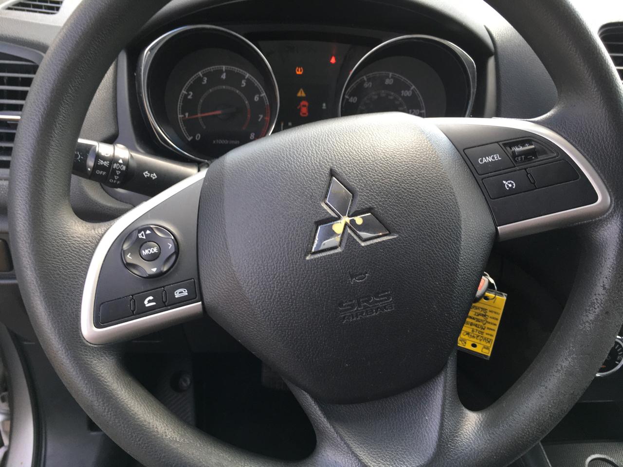 Mitsubishi Outlander Sport  2019