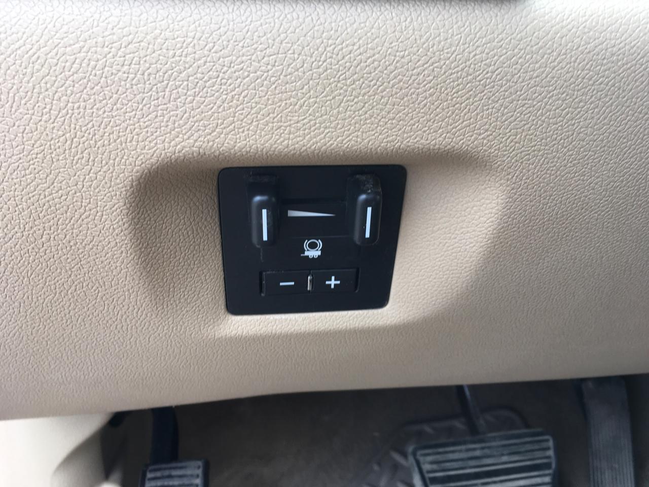 Chevrolet Silverado 2500HD LTZ Crew Cab 4WD 2012