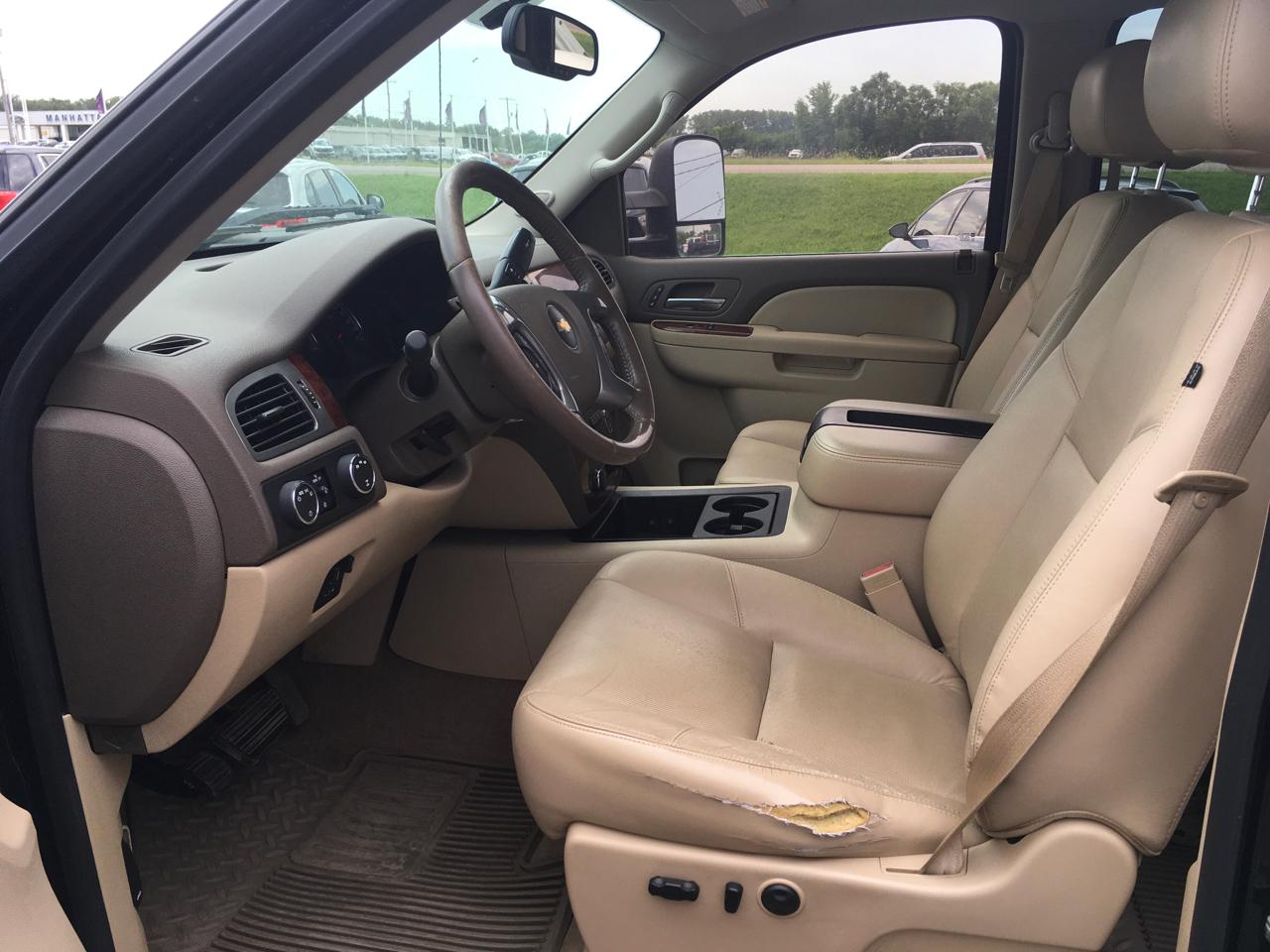 Chevrolet Silverado 2500HD LTZ Crew Cab 4WD 2012