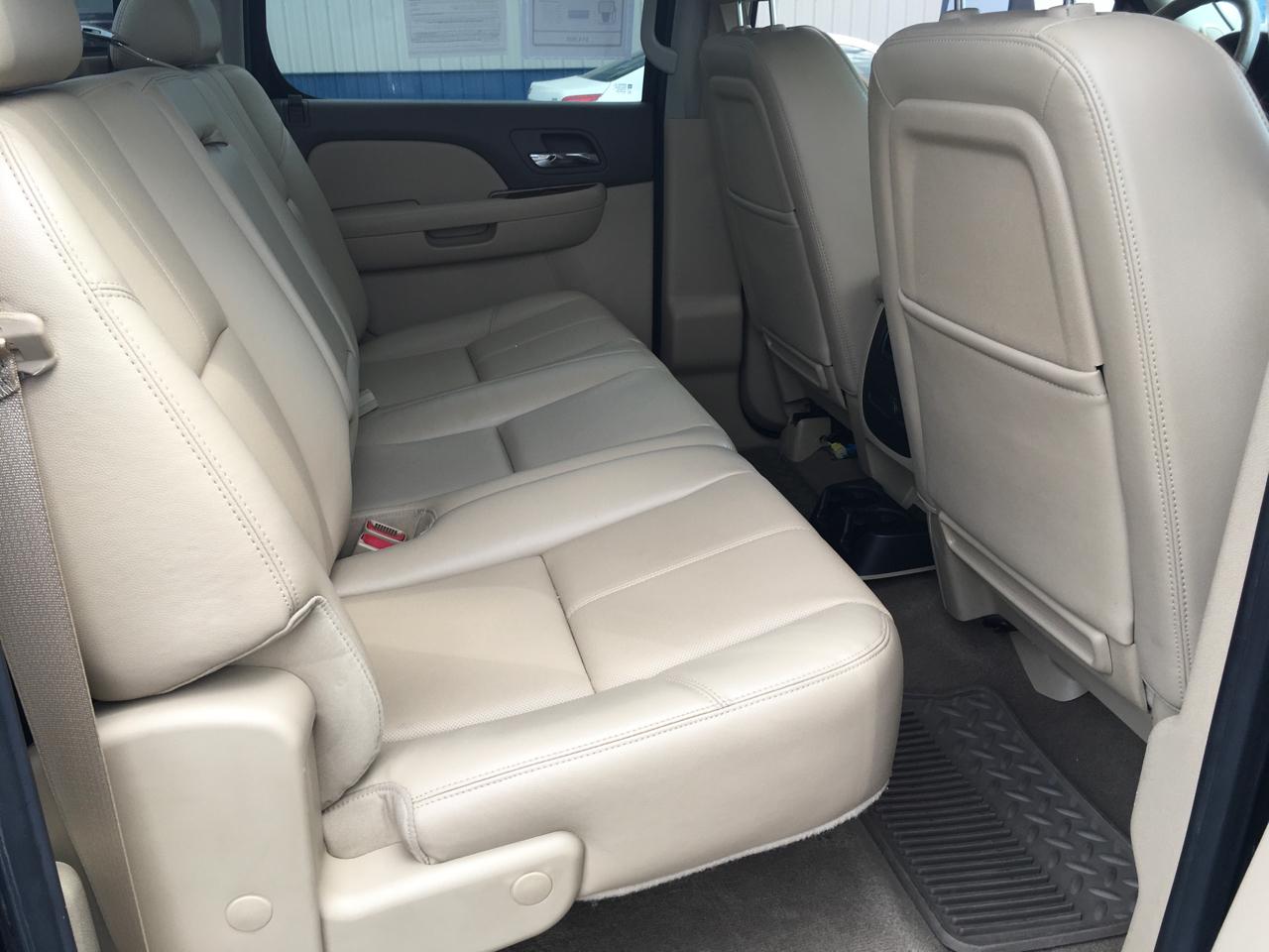 Chevrolet Silverado 2500HD LTZ Crew Cab 4WD 2012