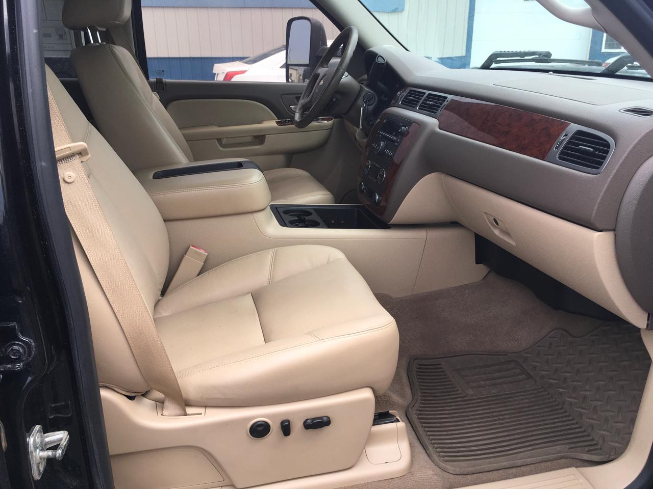 Chevrolet Silverado 2500HD LTZ Crew Cab 4WD 2012