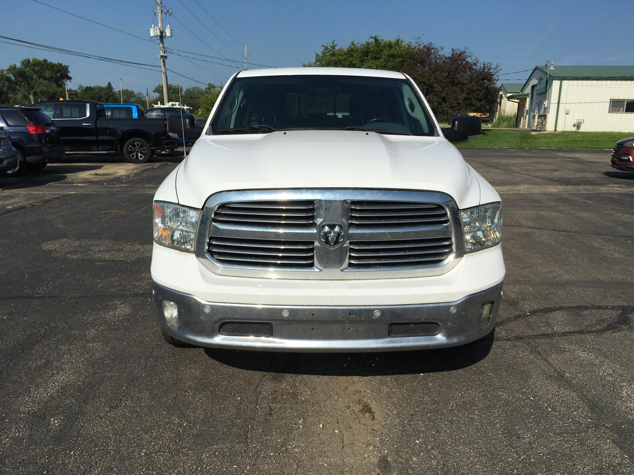 RAM 1500 SLT Crew Cab SWB 2WD 2016