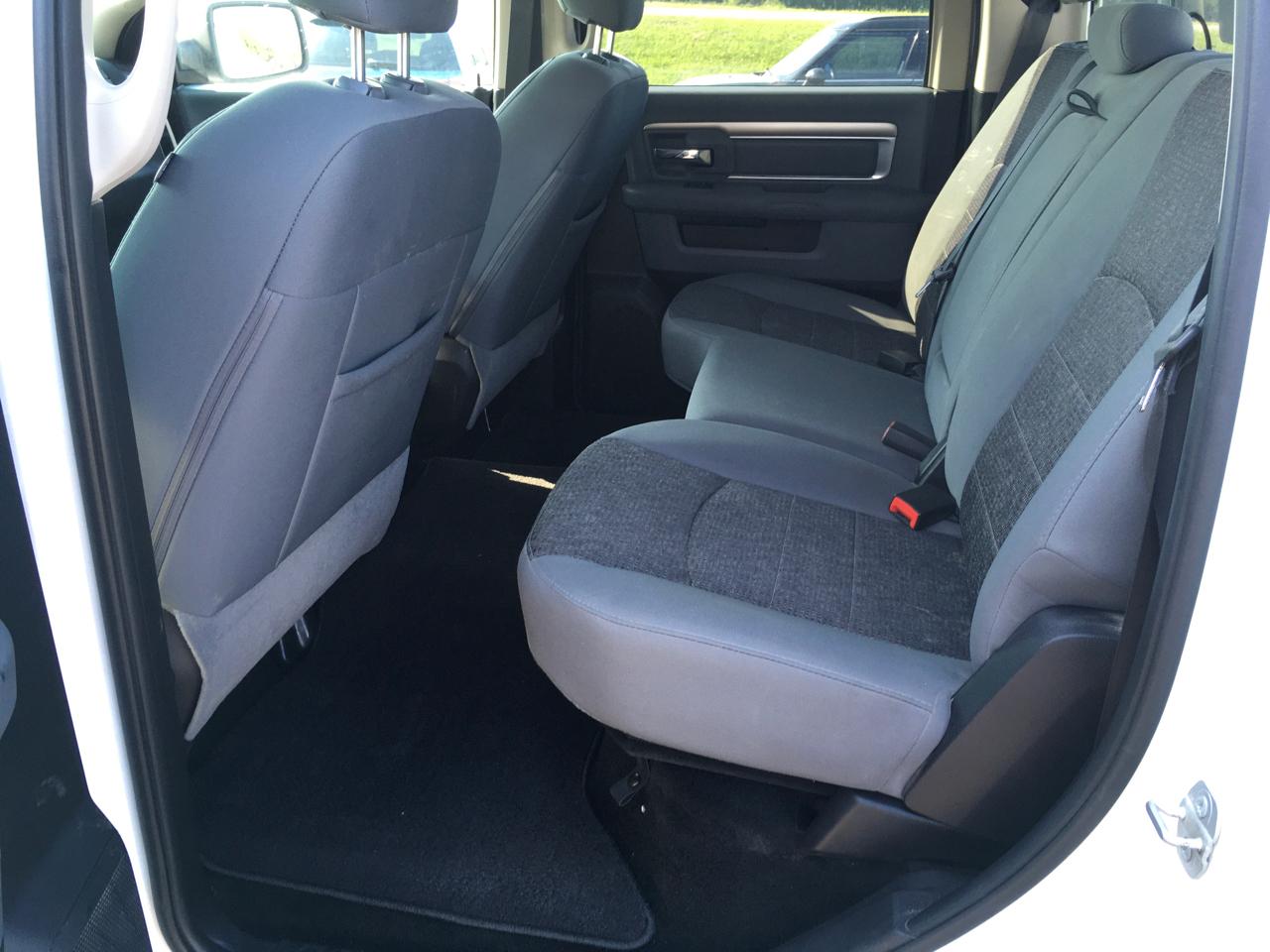 RAM 1500 SLT Crew Cab SWB 2WD 2016
