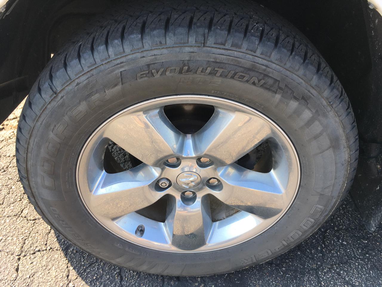 RAM 1500 SLT Crew Cab SWB 2WD 2016
