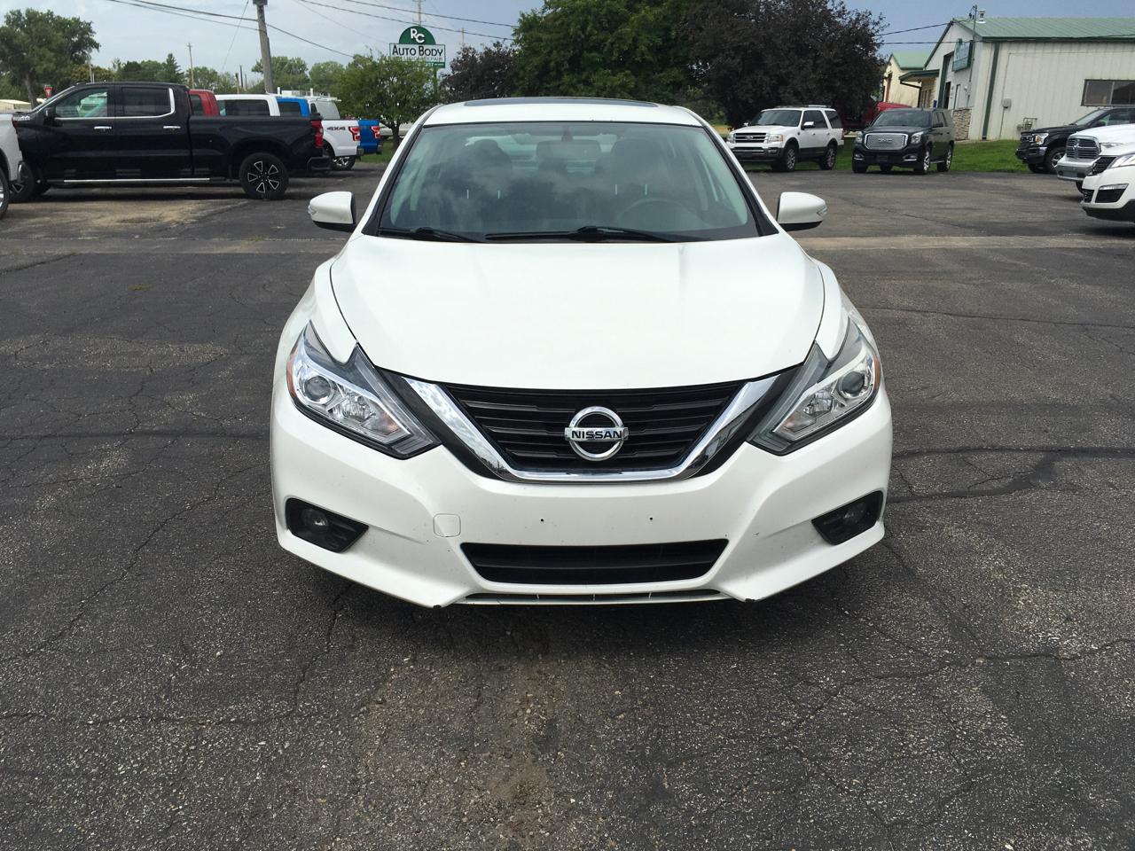 Nissan Altima 2.5 SV 2017