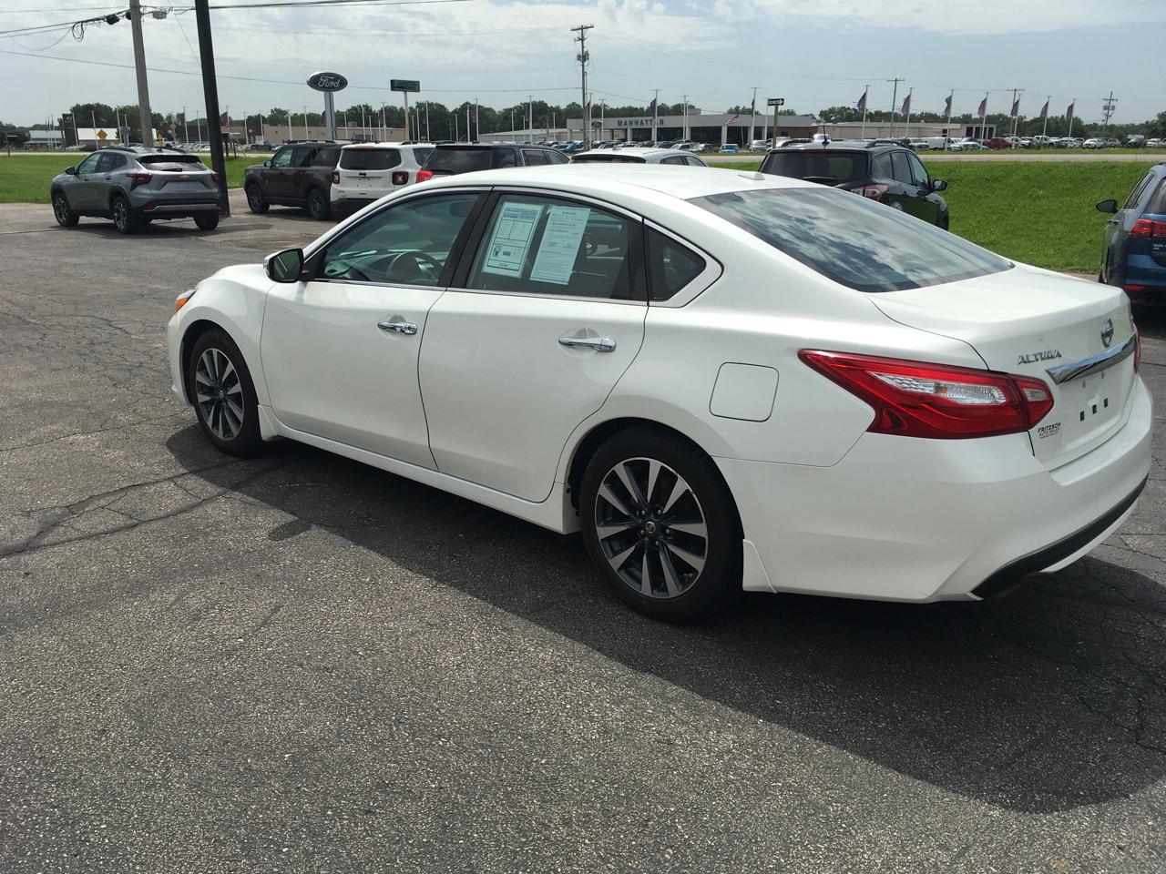 Nissan Altima 2.5 SV 2017