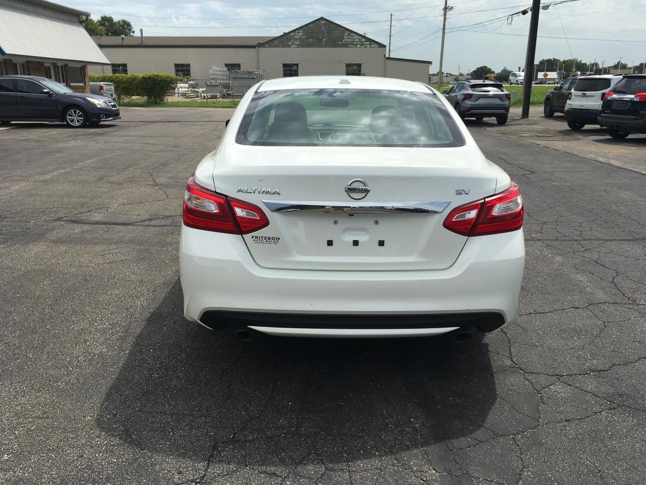 Nissan Altima 2.5 SV 2017