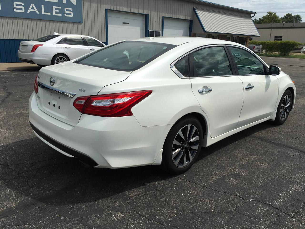 Nissan Altima 2.5 SV 2017