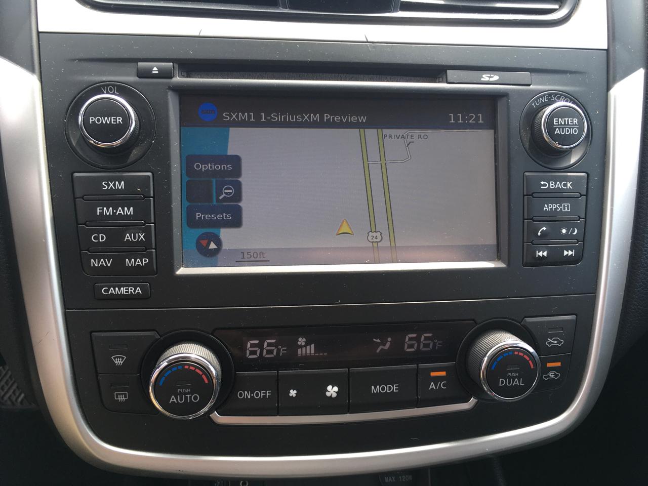 Nissan Altima 2.5 SV 2017