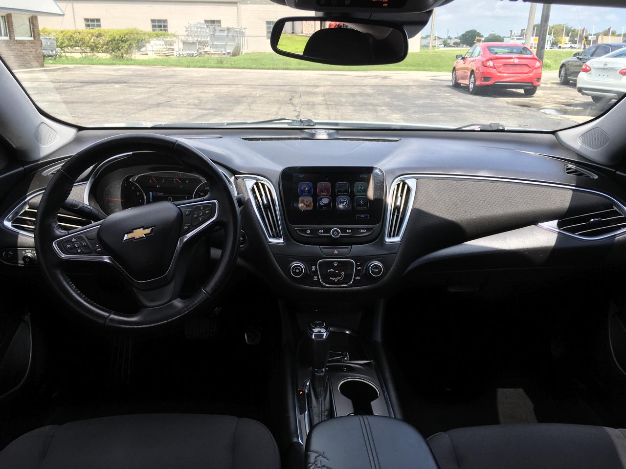 Chevrolet Malibu 1LT 2017
