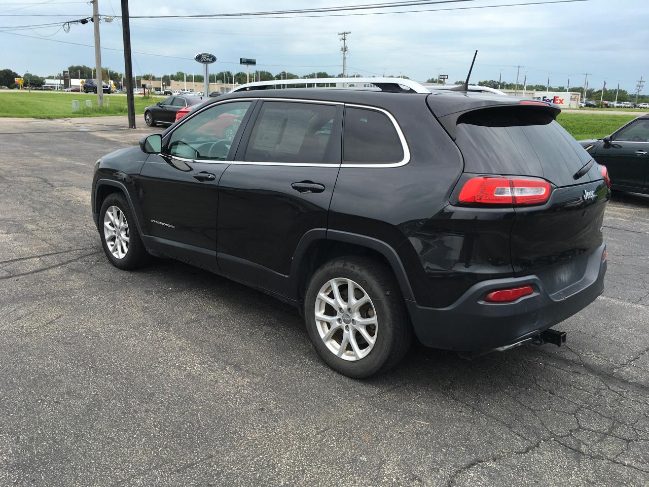 Jeep Cherokee Latitude FWD 2016